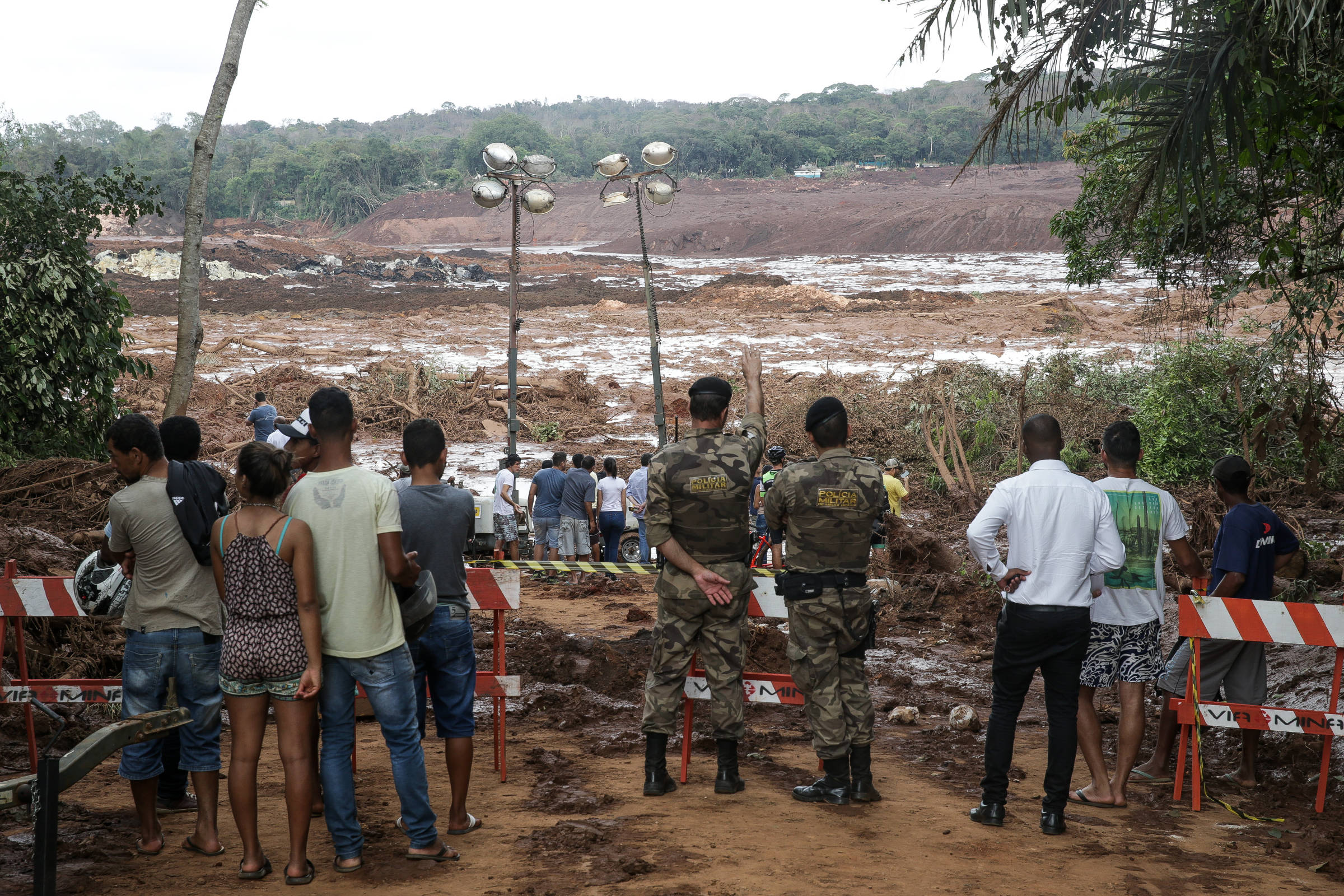 Brumadinho evidencia Estado submisso a interesses de empresas, diz autor