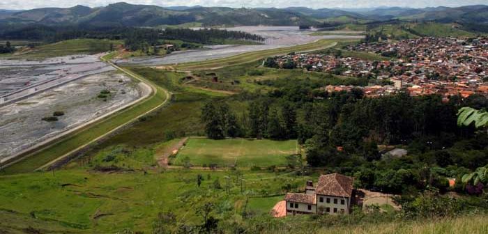 Justiça quebra sigilo das ações contra a Vale e decide que elas permanecem até a conclusão das auditorias das barragens